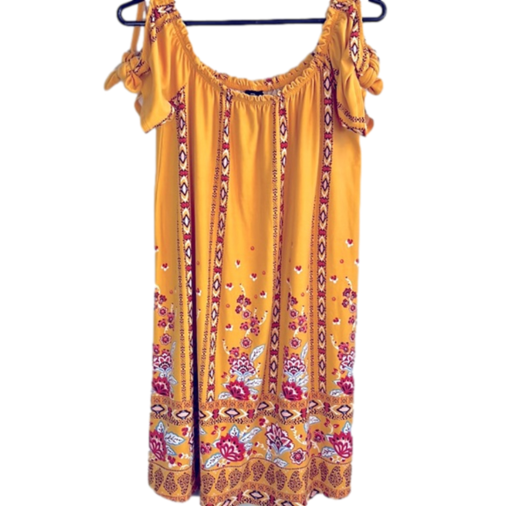 ✨ FINAL Price -Boho Dress Yellow Floral MIDI Dress Size L( fits More like Med)